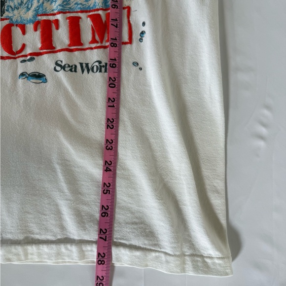 Vintage Shamu Sea World Graphic Splashed Victim Orca Whale Single Stitch Tee - Picture 13 of 13